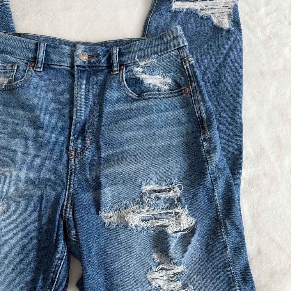 American Eagle Curvy Mom Jean Size 8 - Picture 2 of 10